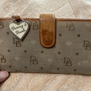 Dooney & Bourke Vintage Wallet